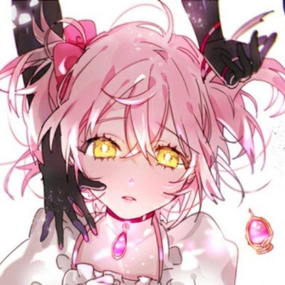 校方回应演出机器人突然拥抱女生